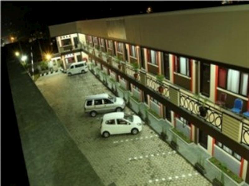 بوكور Gumilang Hotel المظهر الخارجي الصورة