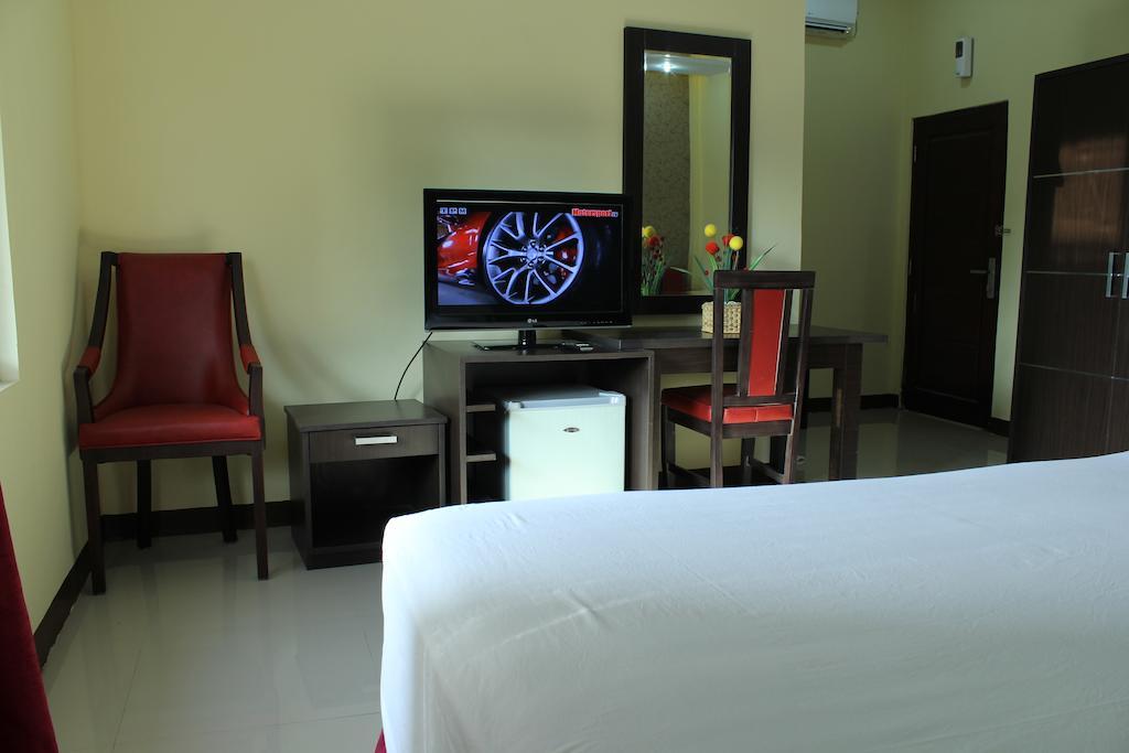 بوكور Gumilang Hotel المظهر الخارجي الصورة