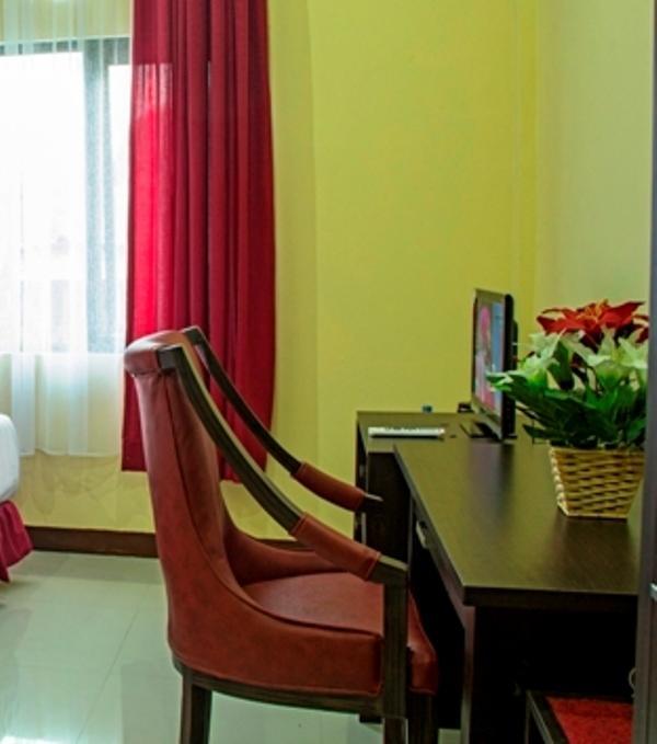 بوكور Gumilang Hotel الغرفة الصورة